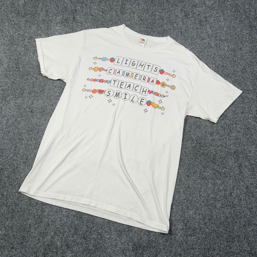 VTG Fruit of the Loom Lights Camera Teach Smile T-Shirt SZ‎ Medium Teacher Style